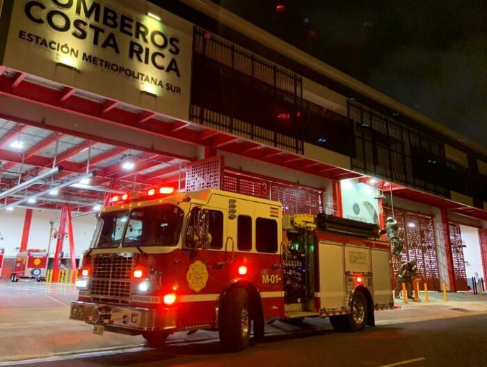 Procuraduría reclama ¢34 millones de aparente daño social en caso contra director de Bomberos por supuesta malversación
