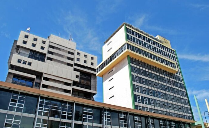 Gerente Médico de la CCSS considera que INS y centros privados deberían participar en formación de médicos especialistas