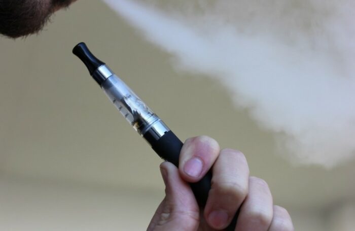 Orientadores alertan por menores de 10 años que utilizan vapeadores