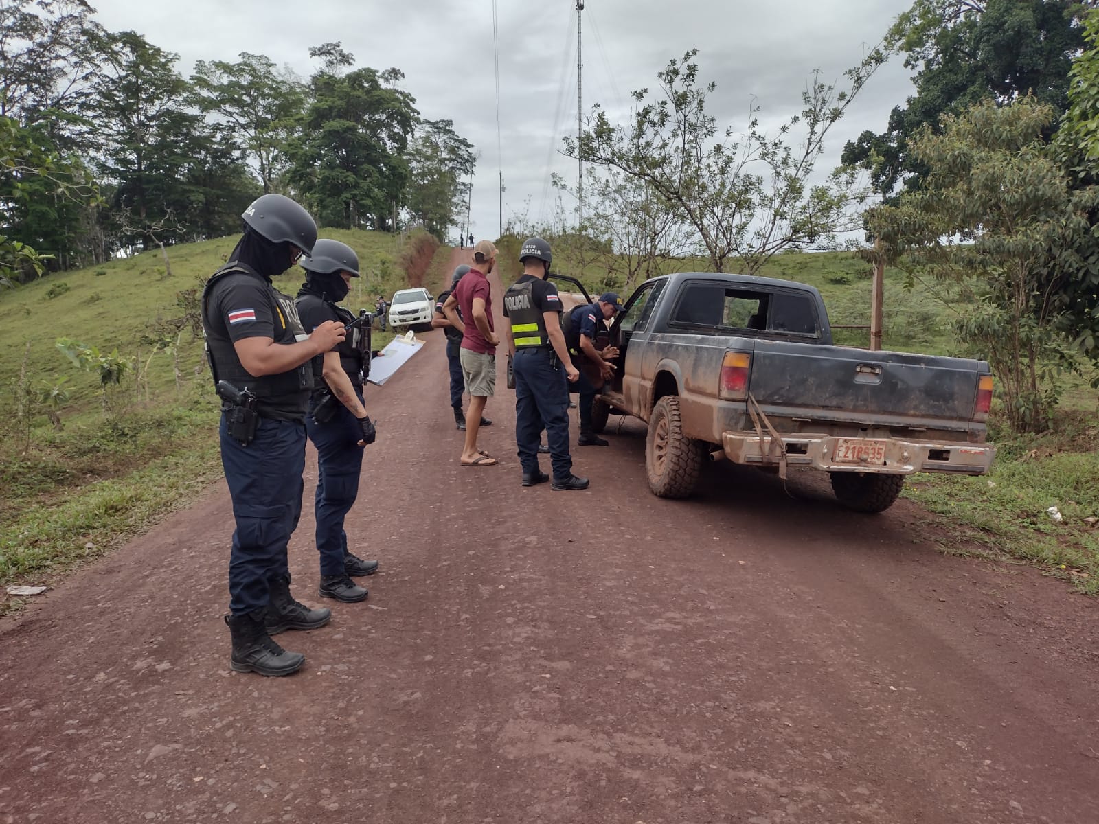 Fuerza Pública detuvo a 15 personas más durante operativo en Crucitas