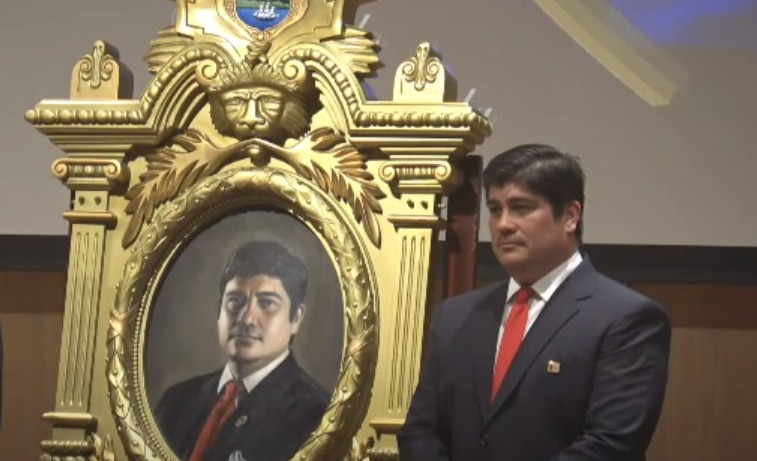 Carlos Alvarado