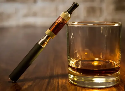 Estudio del ICD revela que menores no tienen claridad sobre peligros del alcohol y del vapeo