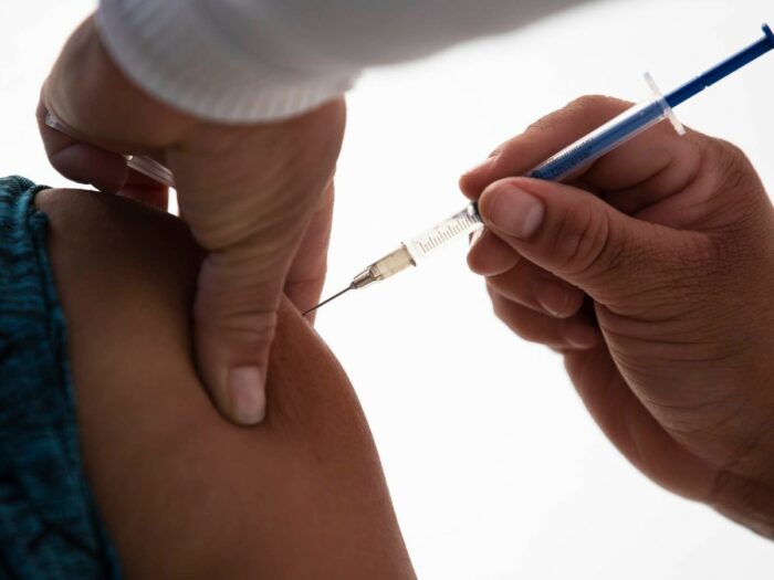 Sector privado prevé que 16 mil dosis de vacuna contra la fiebre amarilla se agoten en un mes