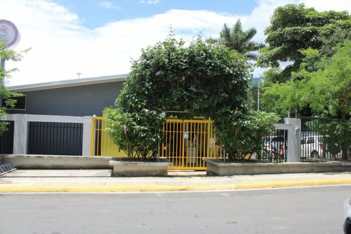 Acusan a alcalde de Mora por supuesto incumplimiento de deberes al gestionar asuntos con familiares involucrados