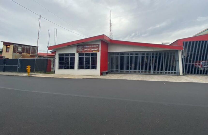 Fiscalía allana estación de Bomberos en Santo Domingo por caso de supuesta falsedad ideológica