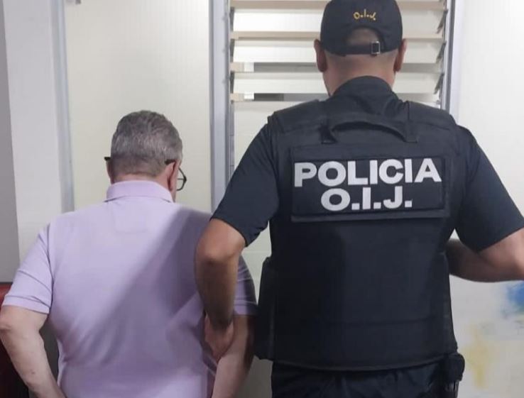 Exalcalde de Santa Ana deberá firmar cada 15 días y no podrá acercarse a la Municipalidad mientras lo investigan por supuesto peculado