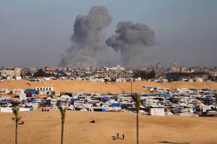 Israel tomó el control del lado gazatí del cruce de Rafah en una operación limitada contra objetivos de Hamas