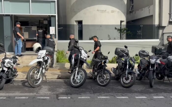 Allanan Municipalidad de Santa Ana por caso de aparente desvío de fondos a asociación deportiva privada