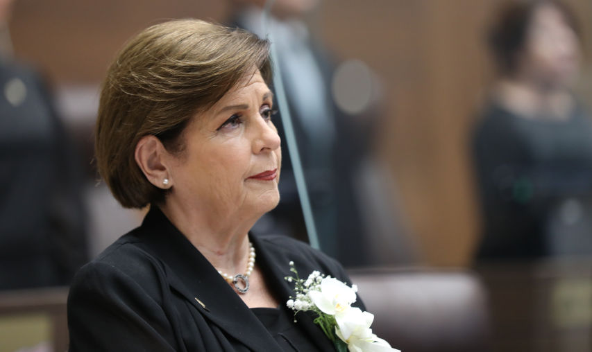 Gobierno no descarta optar por recolección de firmas para convocar a un referéndum