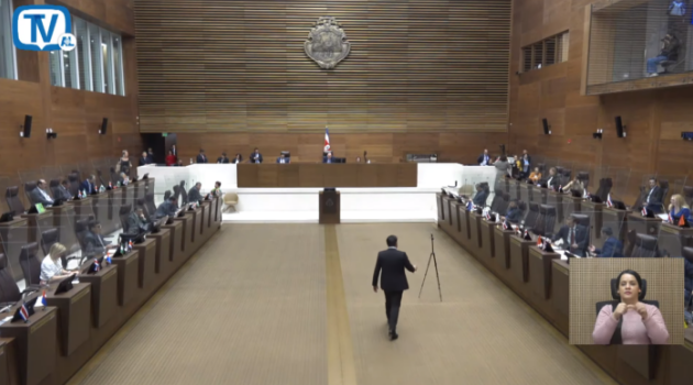 Diputados cuestionan tono ‘populista y autócrata’ usado por Presidente Chaves en rendición de cuentas