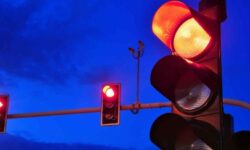 Tránsito prepara operativos y pide prudencia a conductores ante posibilidad de apagones en semáforos