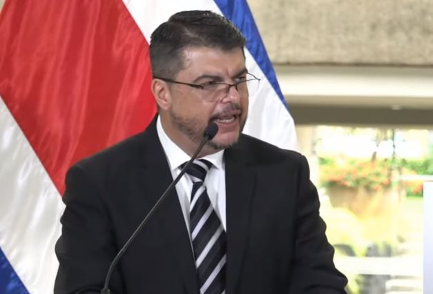 Ministro: Aumento en robo de vehículos obedece a que sicarios los necesitan para su actividad criminal