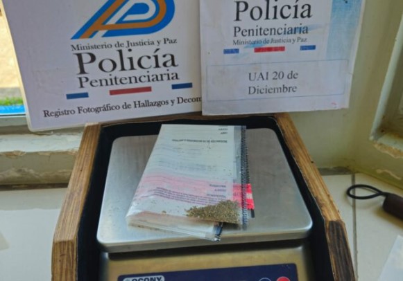 Justicia contabilizó dos personas al día remitidas a Fiscalía en mayo por ingreso de droga y otros objetos a cárceles