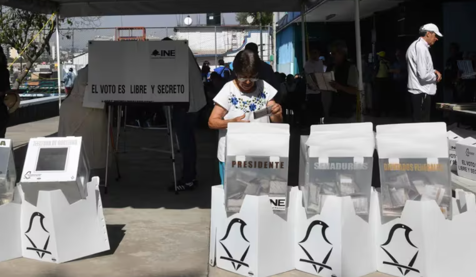 Dos personas murieron en ataques contra centros de votación en Puebla durante elecciones en México