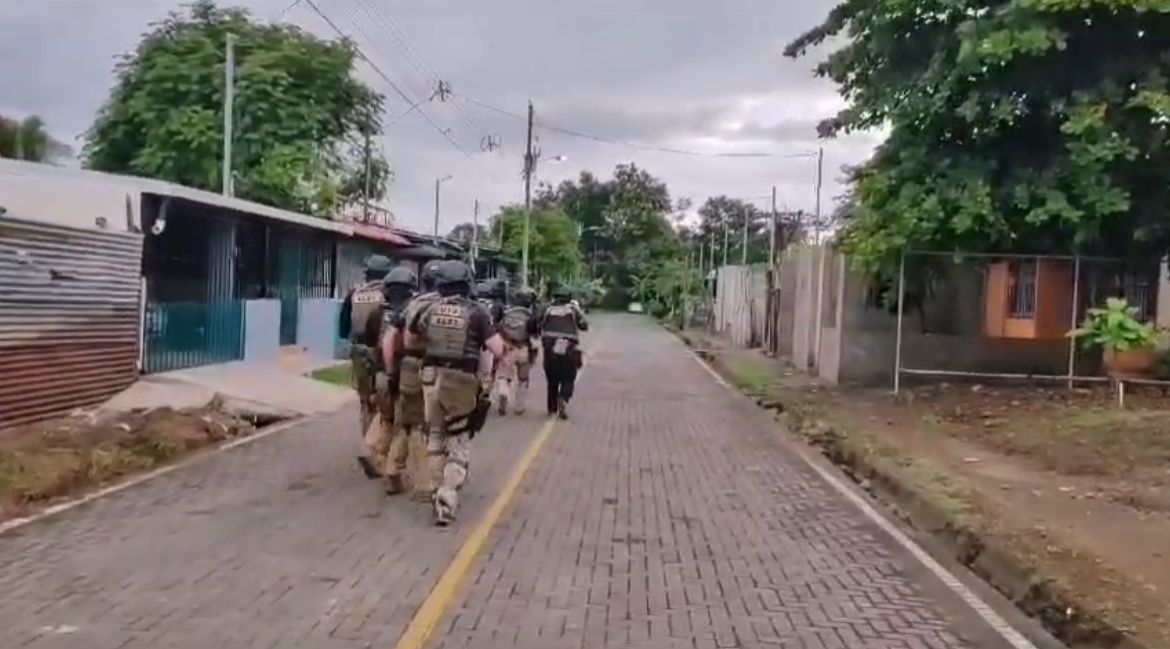 OIJ dirigió 6 allanamientos tras balacera en local comercial de Parrita