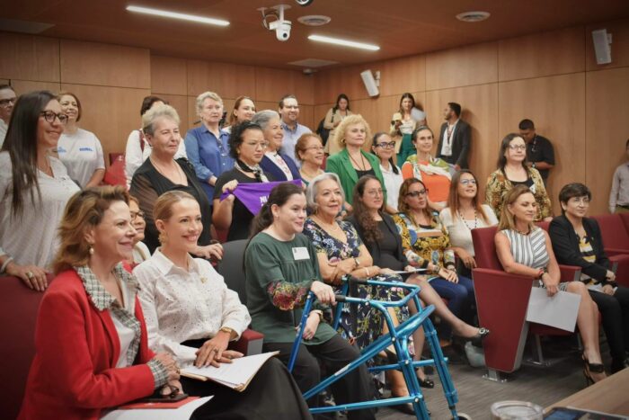 Diputadas y organizaciones sociales llaman a ampliar inversión social para prevenir violencia contra las mujeres