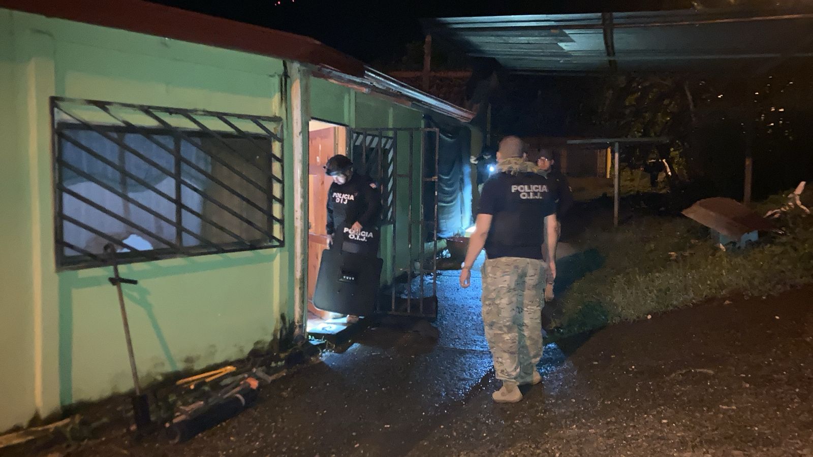 OIJ detiene a familia que operaba como banda criminal en Golfito: Vendían droga en modalidad ‘exprés’
