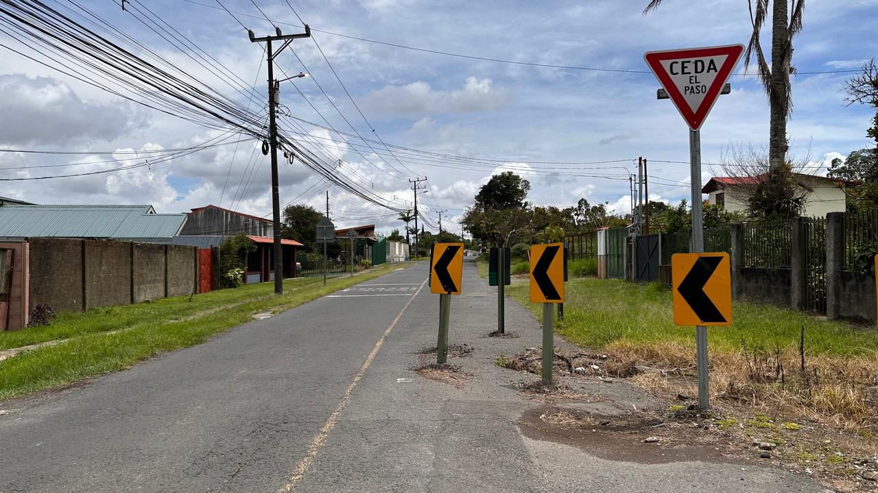Municipalidades denuncian supuesta intención del MOPT de trasladarles 3 mil km de vías nacionales sin presupuesto