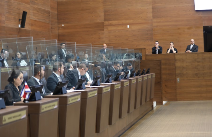 Diputados esperarán voto integral de la Sala IV para votar convocatoria a referéndum