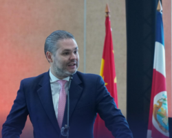 Ministro de Comunicación descalifica trabajo de comisión del Sinart: ‘Es una vergüenza nacional lo que ha pasado’