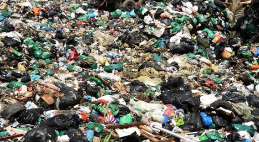 MINAE objeta plan que le trasladaría rectoría de residuos sólidos por falta de recursos