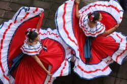 ¿Qué tipo de música y bailes nos aportó la Anexión del Partido de Nicoya?