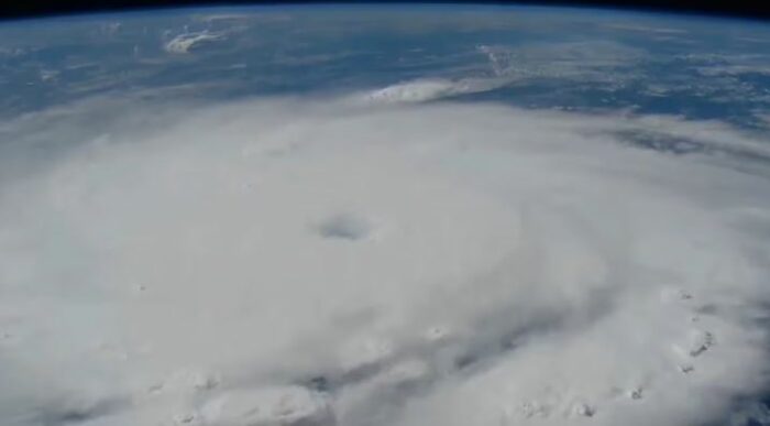 Beryl llega a Gran Caimán como huracán 3, va para México y no se descarta ruta a EEUU