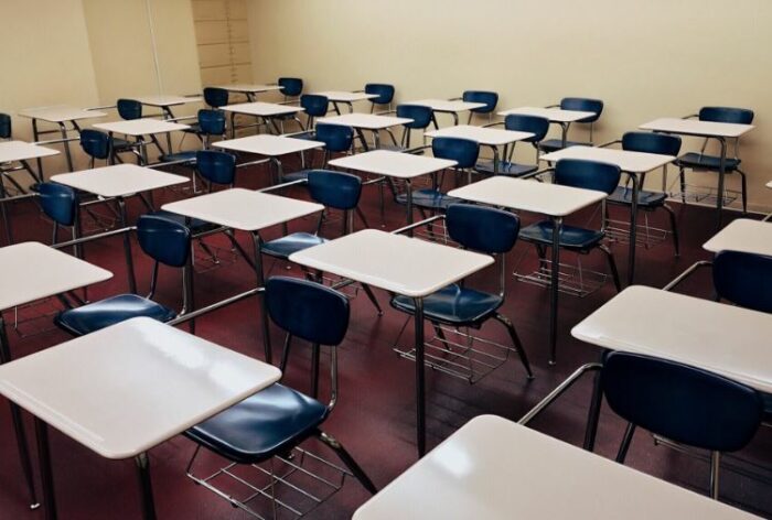 2 de cada 10 estudiantes en Costa Rica reciben ayuda en dinero o becas para estudiar