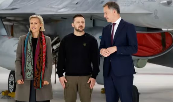 Antony Blinken anunció que los países de la OTAN comenzaron a enviar aviones F-16 a Ucrania para resistir la ofensiva rusa