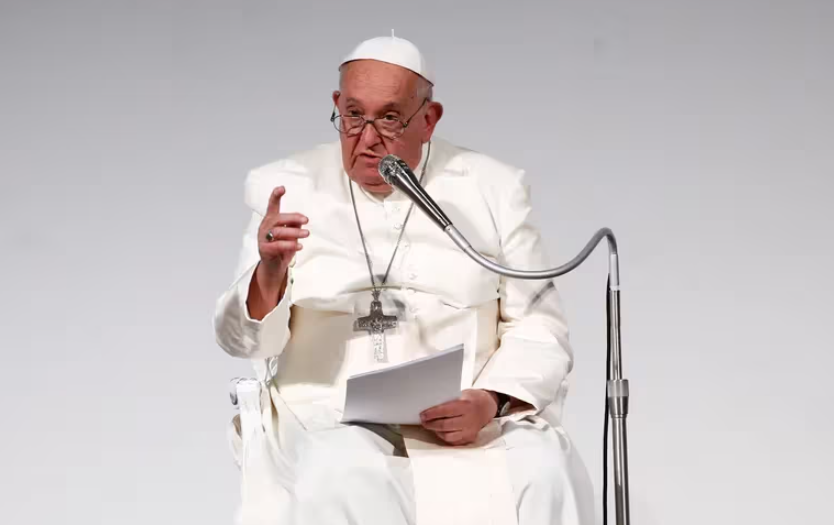 El papa Francisco criticó el populismo: “Ciertas formas de asistencialismo son hipocresía social”