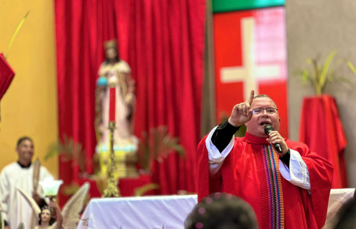 Diputados declaran al Padre Sergio Valverde como ciudadano distinguido de Costa Rica