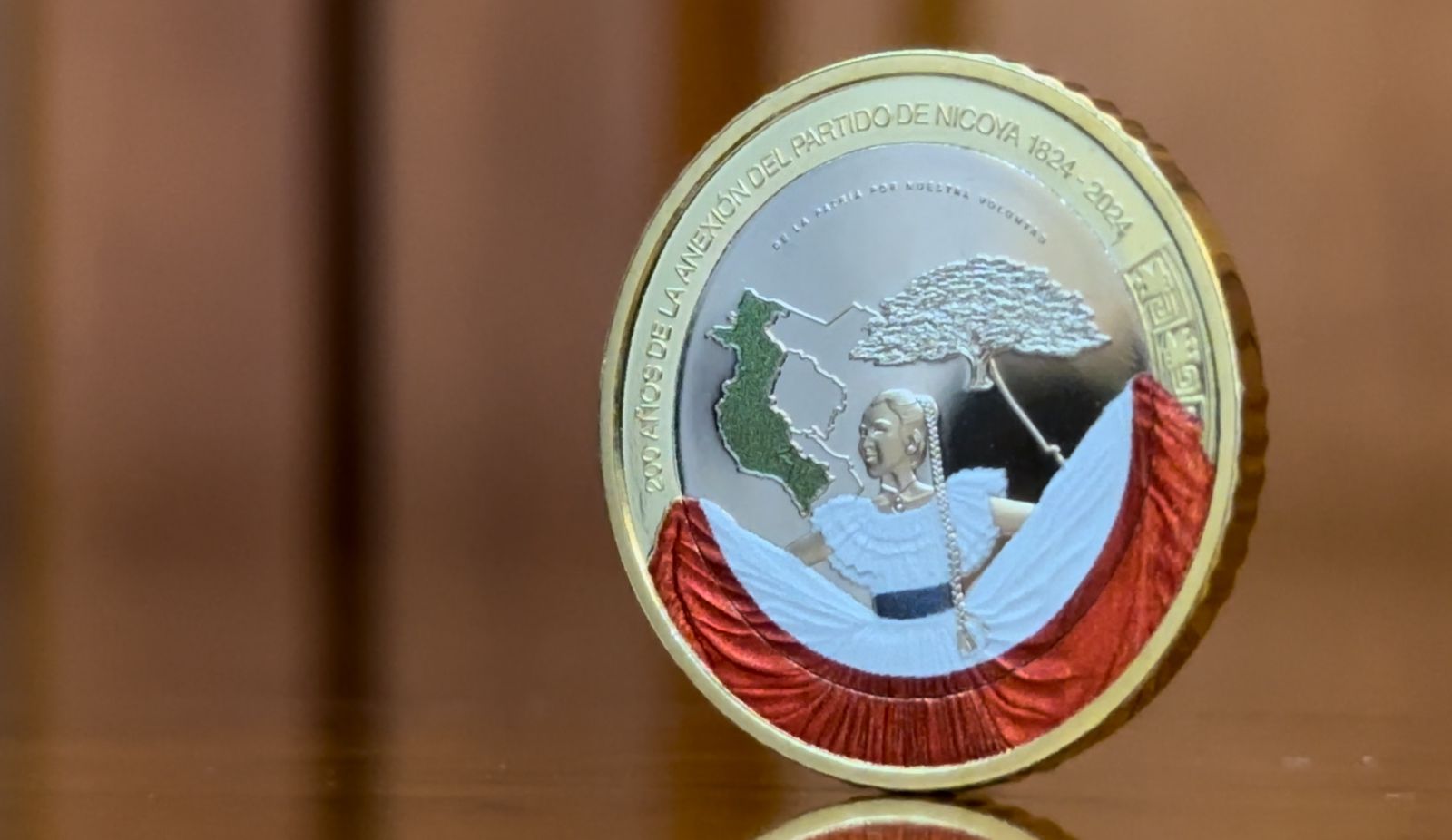 ¿Cómo puedo obtener una moneda conmemorativa del bicentenario de la Anexión del Partido de Nicoya?