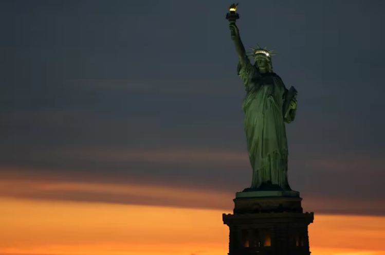 La NASA confirmó que un meteorito sobrevoló la ciudad de Nueva York y la Estatua de la Libertad