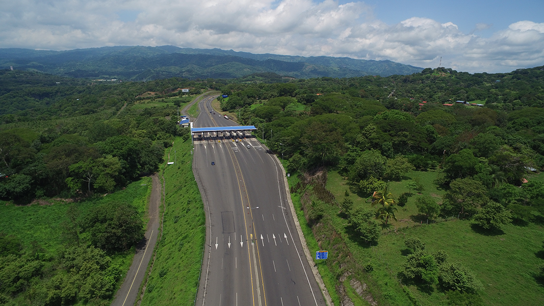 Contraloría: No hay una estrategia clara para resolver los problemas de congestionamiento vial en la Ruta 27