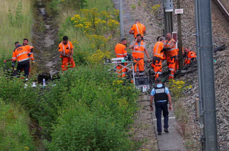 “Ataque masivo” en París a la red ferroviaria el mismo día en el que comienzan los Juegos Olímpicos: incendios y 800.000 pasajeros afectados