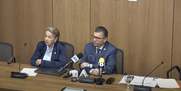 Gilbert Jiménez defiende trabajo de comisión de seguridad y señala a Rodrigo Arias de montar “show mediático”