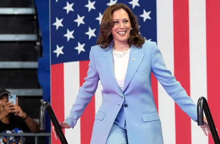 Kamala Harris ya es oficialmente la nueva candidata presidencial del Partido Demócrata
