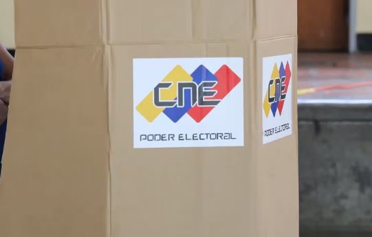 El panel de expertos electorales de la ONU en Venezuela presentó al CNE un informe provisional