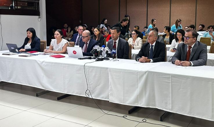 Rectores de universidades públicas aceptan ir a Casa Presidencial para continuar negociación del FEES