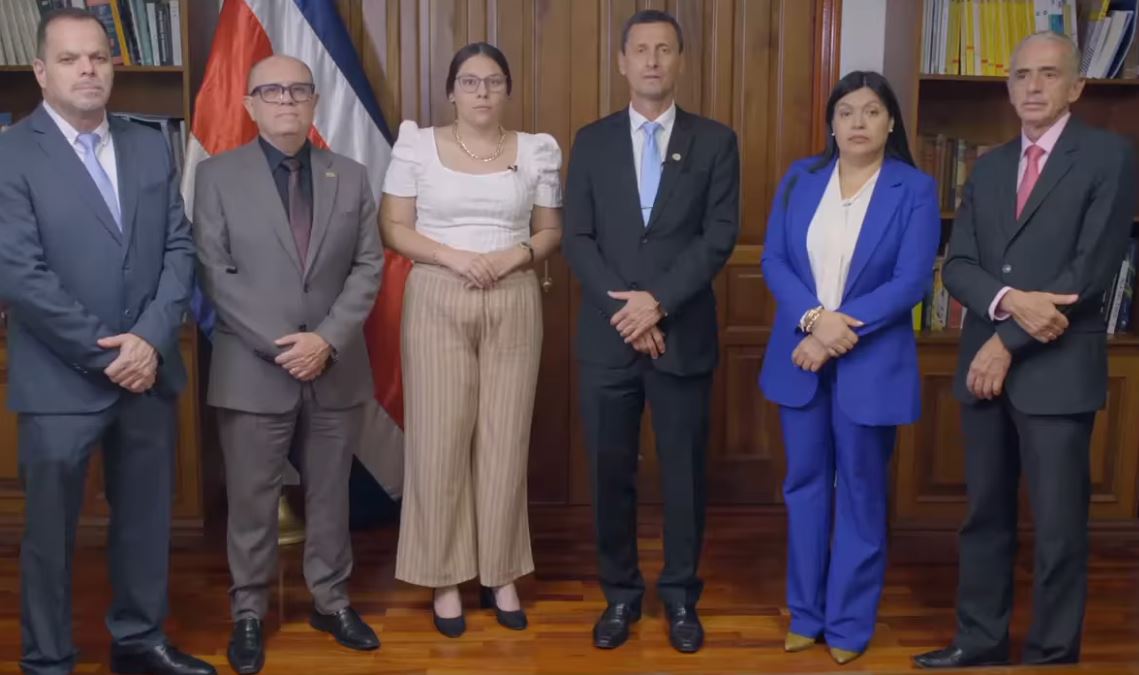 Rectores se preparan para negociar el FEES 2025 directamente con los diputados