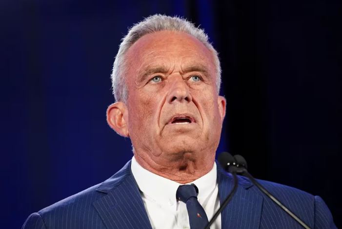 Elecciones en Estados Unidos: Robert F. Kennedy Jr suspendió su campaña y anunció su apoyo a Donald Trump
