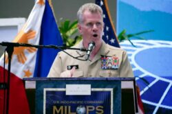 Estados Unidos evalúa escoltar a los buques filipinos que navegan en el Mar Meridional y son acosados por barcos chinos