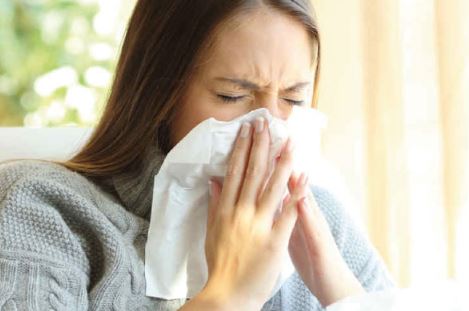 Casos de influenza reflejan repunte en bebés y adultos de 24 años