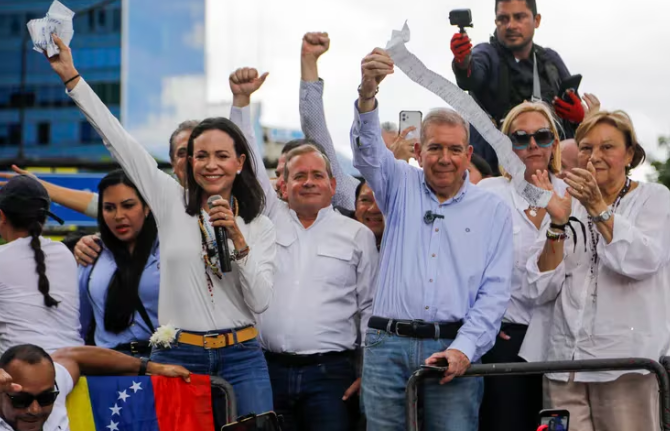 Estados Unidos pidió a Maduro y a la oposición venezolana iniciar conversaciones para una transición democrática