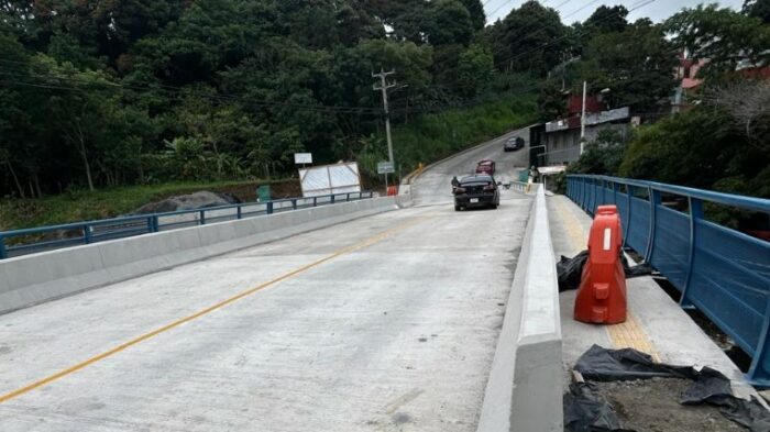 Vías alternas estarán habilitadas ante cierre del paso en el puente del Bajo Los Ledezma este fin de semana
