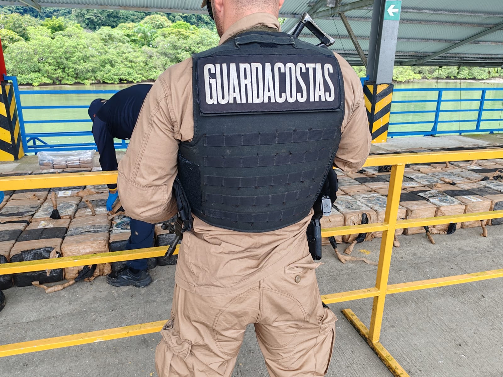 Seguridad contabiliza 31 semisumergibles decomisados en 18 años: Casi 20 toneladas de droga incautadas