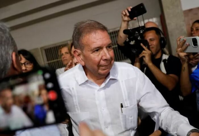 González Urrutia llegó a España para iniciar su exilio tras la persecución del régimen de Maduro