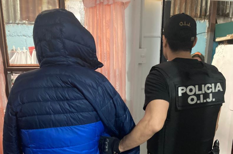 Detienen a pareja en Heredia sospechosa de estafas con ‘MarketPlace’