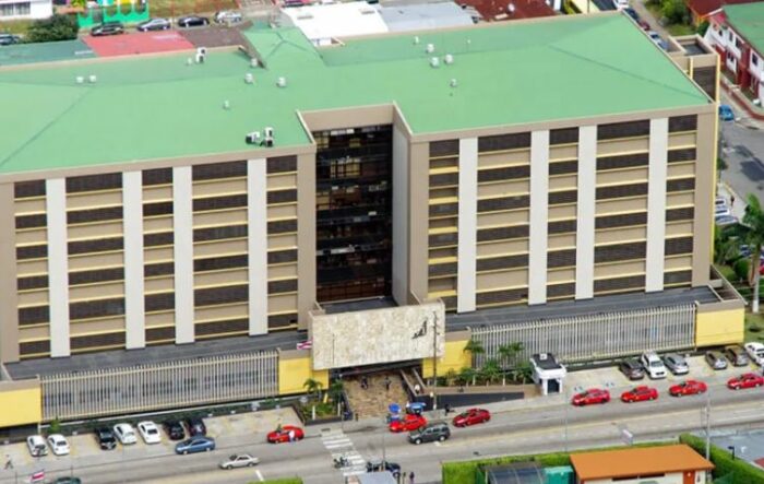 Audiencia de medidas cautelares contra funcionarios de CCSS y exdirectivos se reanudó este miércoles