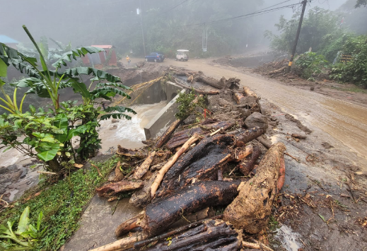 Aguaceros causaron inundaciones y daños en Monteverde: Humedad provocada por Tormenta Tropical Helene generará lluvias en el país